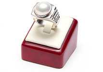 mare pearl man ring